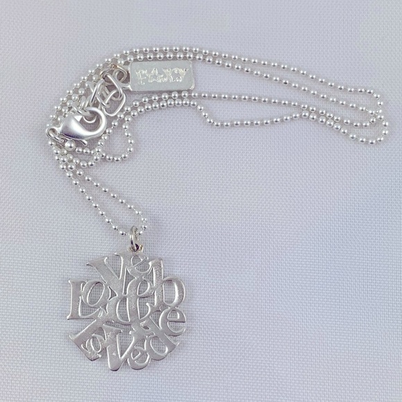 Foxy Love & Be Loved Necklace - Picture 4 of 4